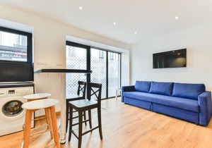 Beautiful town house Buttes Chaumont/Belleville !