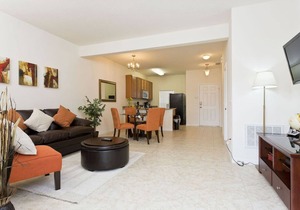 Bella Vida Townhome with private pool near Disney
