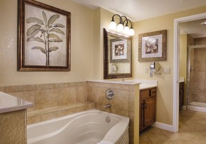 Best Rates at Wyndham Bonnet Creek's Top Family Resort - 2 BR Deluxe -Sleeps 8