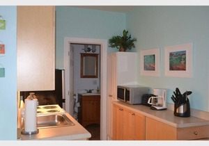 Bimini suite-3 bedroom 3 bath, a block off Duval St w/pool, parking