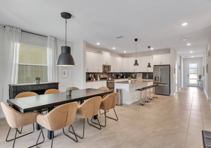 "Bookmark Storey" - 6BD/5BA House w/Private Pool near Disney