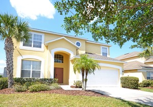 Bright 6 bedroom pool home in Kissimmee - Spa and games room