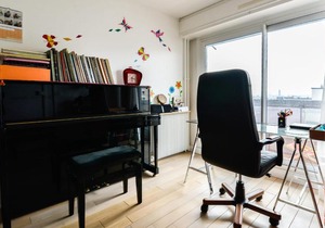 Bright apt with beautiful view in Belleville