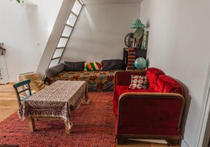 Bright atypical duplex in Menilmontant