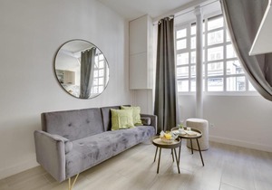 Bright Charming Modern Studio by Dreamy Canal St Martin 10eme Metro Goncourt