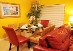 Budget Getaway! Perfect location for Disney vacation