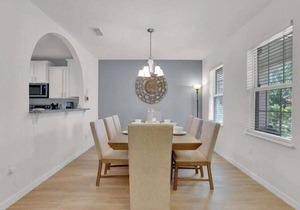 Calabria Lakeside Villa w Private Pool, Spa, Game Room - Minutes to Disney