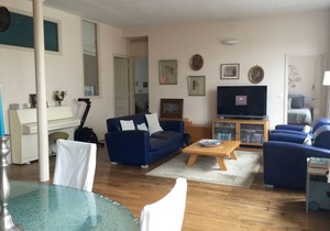 Charming 95m2 / 3 bedrooms. Canal St-Martin calm & bright