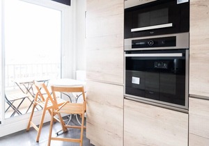 Charming Apt with a view of the Eiffel Tower