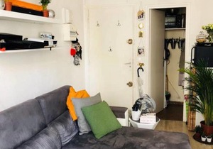 Charming and bright apt in Menilmontant