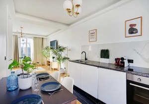 Chic and Cozy Apartment in the Heart of Paris