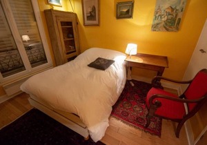 Classic Parisian Nest