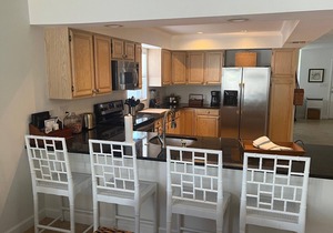 Coastal 3/2, Pool, 2 Smart TVs, 5 Bikes, Near Beach, Pet Friendly, Sleeps 8+