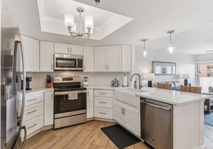 Coastal Charm Oceanview 3BR Condo w/ Heated Pool