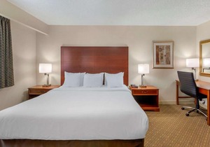Comfort Inn & Suites Thousand Islands Harbour District