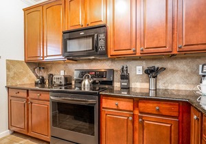 Cozy Getaway Condo near Disney 902BP