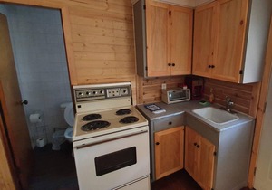 Cute Cottage, 2 min Walk to Beach, BCC #2