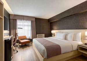 Days Inn by Wyndham Toronto West Mississauga