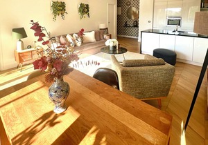 Discover Paris and stay Beautiful & Cozy Apartment in the Jourdain Village.