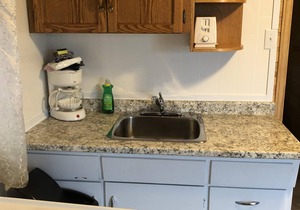 Dock Life Beach 1 - Cottage 11, Riverside 2 bedroom, 3 min walk to Beach 1