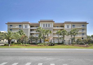 DUNES OF CRYSTAL BEACH 101 by Bliss Beach Rentals