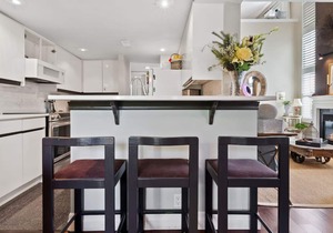 Elegant Sierra Lane Retreat (88780)