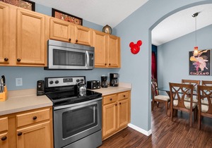 EV 2710 - 5 Bed 3 Bath Villa with Screened Pool with Spa, Games, Kids Bedroom