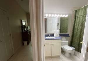 Executive Home in Gated Golf Community Near Disney