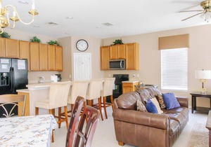 Exquisite 4 Ensuite Bed Villa with Private Pool/Spa & Games Room