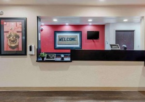 Extended Stay America Select Suites - Orlando - Maitland - 1760 Pembrook Dr