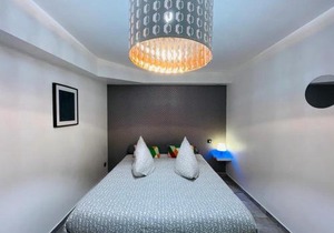 Flat on 2 floors near stade de france