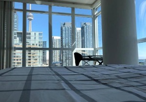 Gorgeous & Cozy Corner Suite 15
