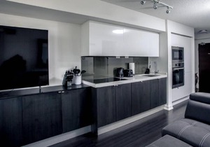 Gorgeous & Cozy Corner Suite 15