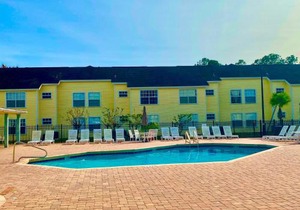 Grand Holiday 3BR Getaway Condo near Disney Parks