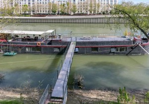 Grande péniche 4 ch - 10 pers -Paris - Ile de Puteaux- terrasses