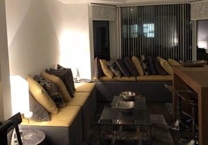 High End Toronto Downtown Condo (Bay/Museum station)