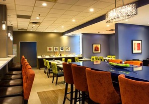Holiday Inn Hotel & Suites Mississauga