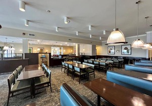 Holiday Inn Toronto Airport East
