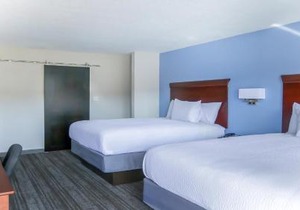 Hotel South Tampa & Suites