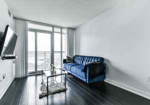 Iceboat Terrace Luxury Condos