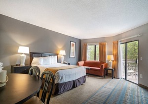 International Drive - Studio Suite with Private Balcony