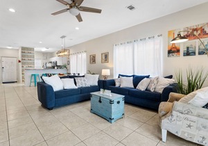 Lovely Beach House with a large Playroom steps to Pool and 5 mins walk to Beach