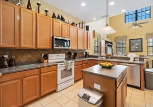 Luxurious 5BR Villa Your Disney Getaway