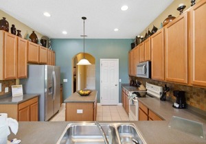Luxurious 5BR Villa Your Disney Getaway