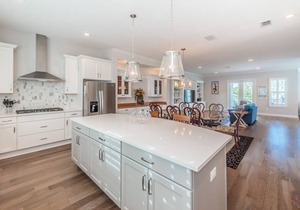 Luxurious Redington Beach Villa, steps from beach