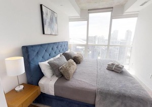 Luxury Apartment Downtown Toronto
