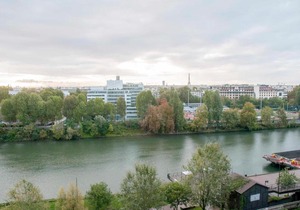 Magnificent appt with VIEW close to PARIS