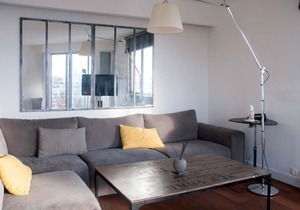 Magnificent appt with VIEW close to PARIS