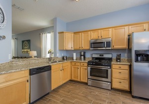 MARCH LAST MINUTE AVAILABLE!