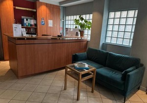 Merryl Hotel